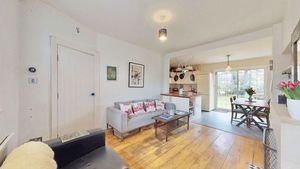 Photo 11- click for photo gallery